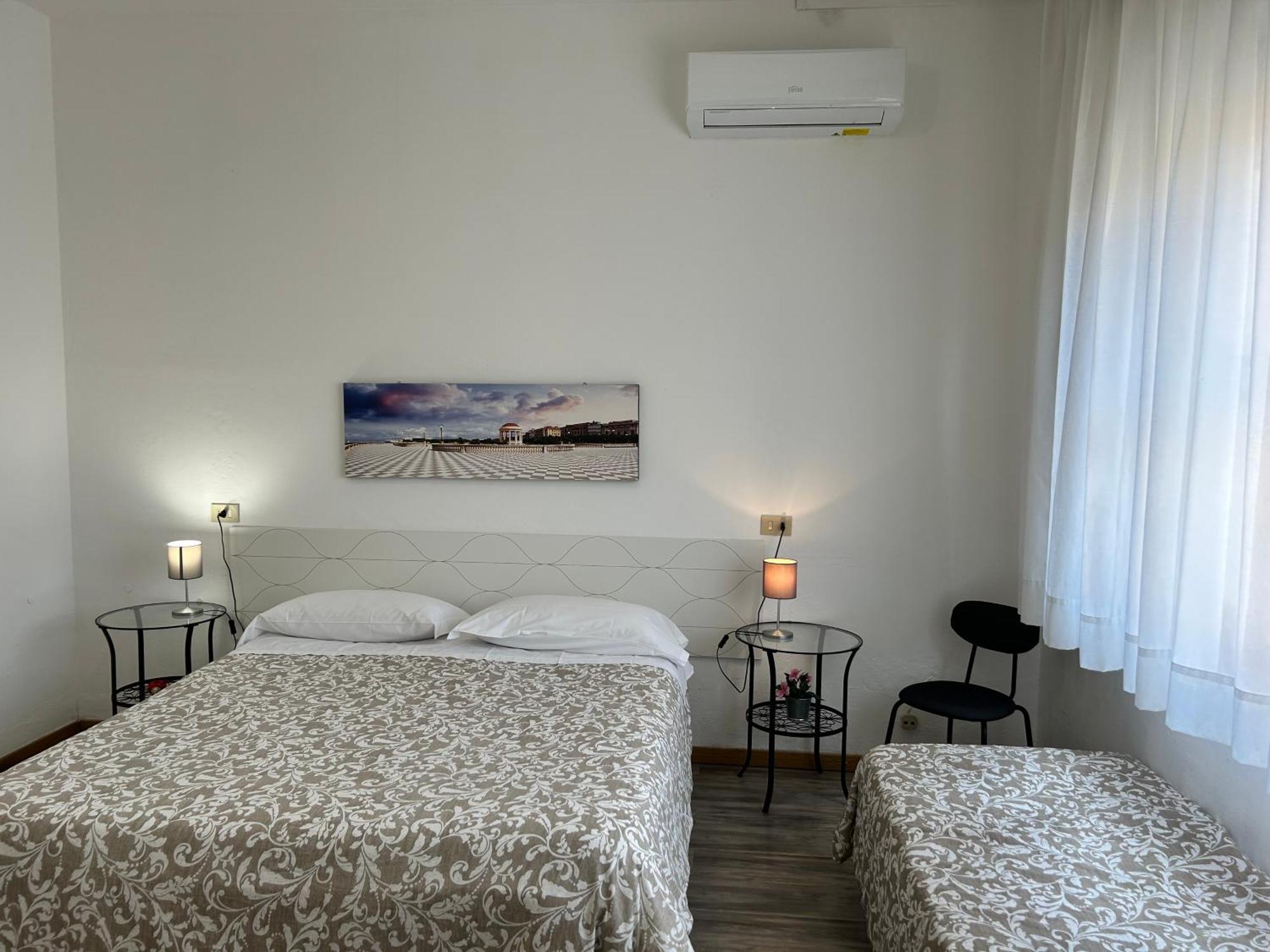 פיזה Hotel Cecile מראה חיצוני תמונה