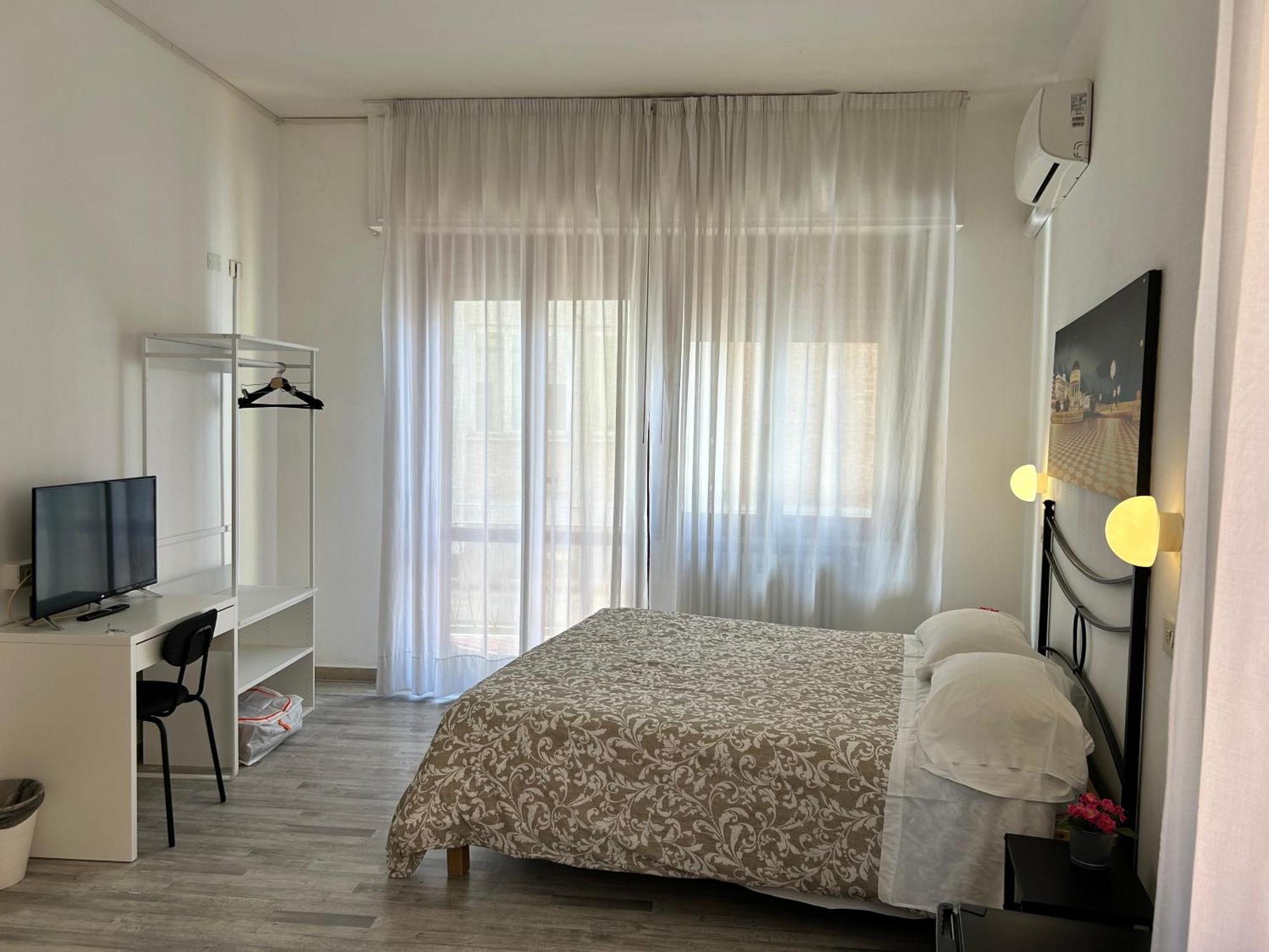 פיזה Hotel Cecile מראה חיצוני תמונה