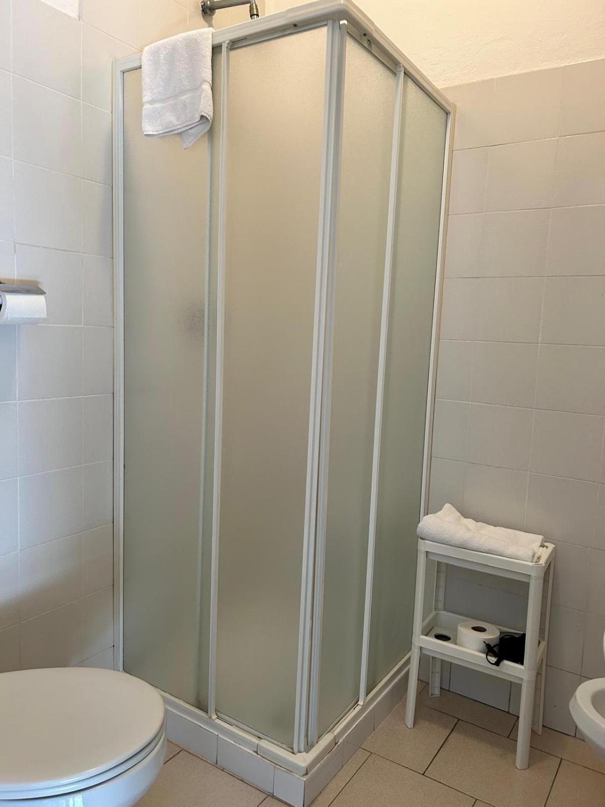 פיזה Hotel Cecile מראה חיצוני תמונה